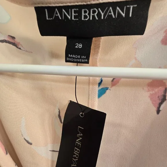 Lane Bryant Size 28 Pink Floral Shirt - Picture 2 of 7